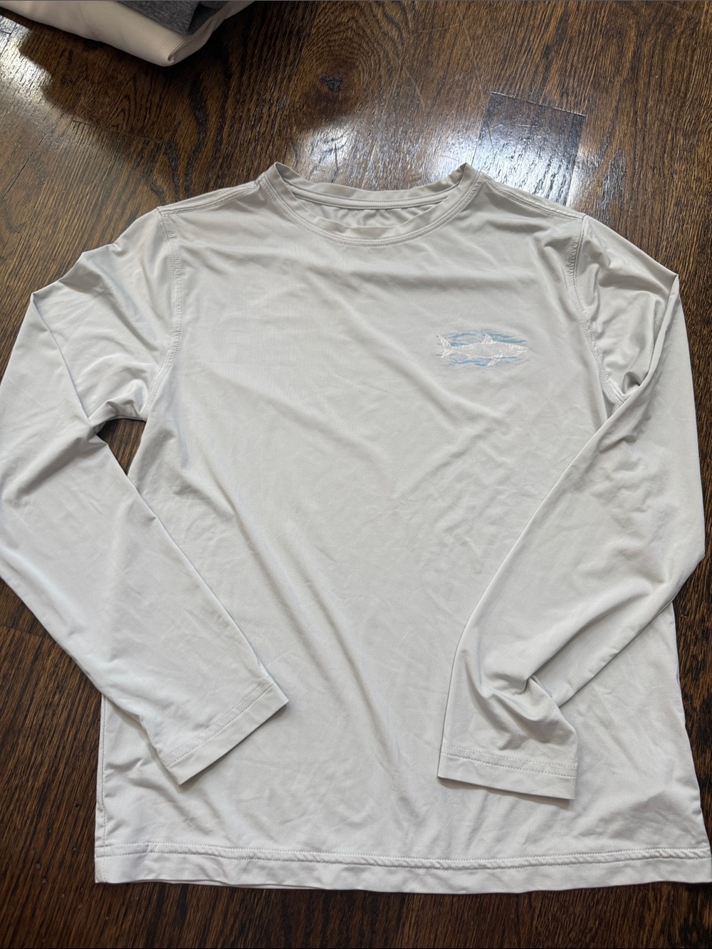 Long Sleeve Crew Neck Shirt in Light Gray